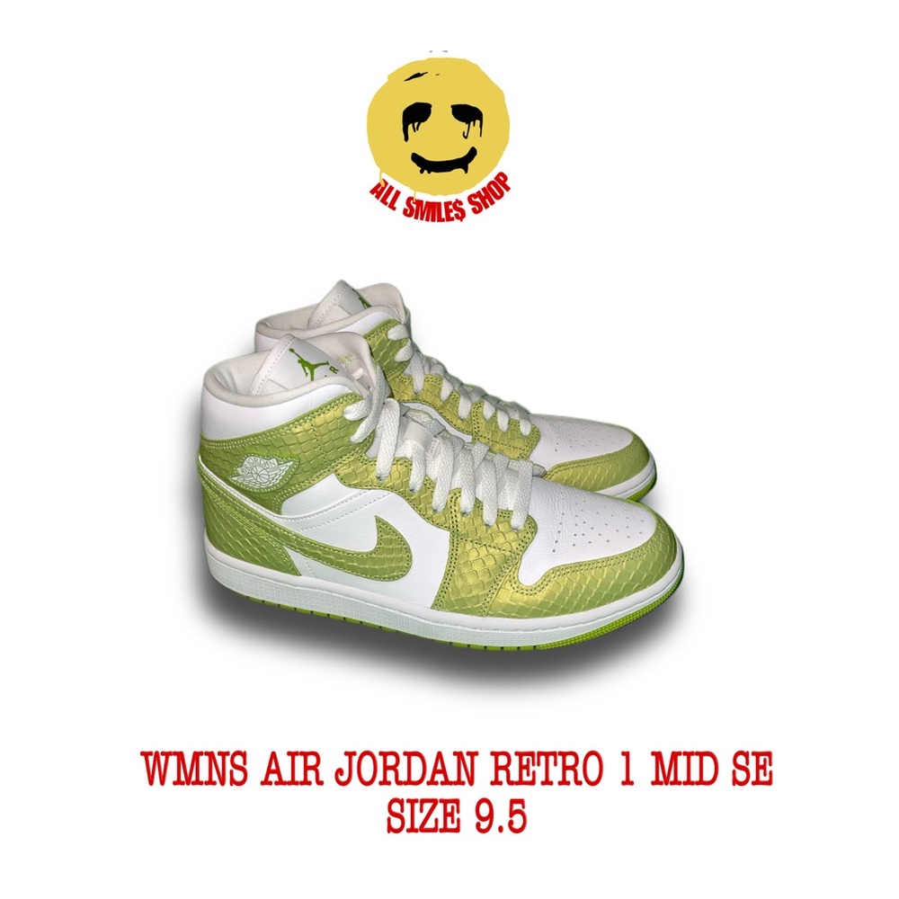 Brand new Womens Air Jordan 1 Mid SE size 9.5